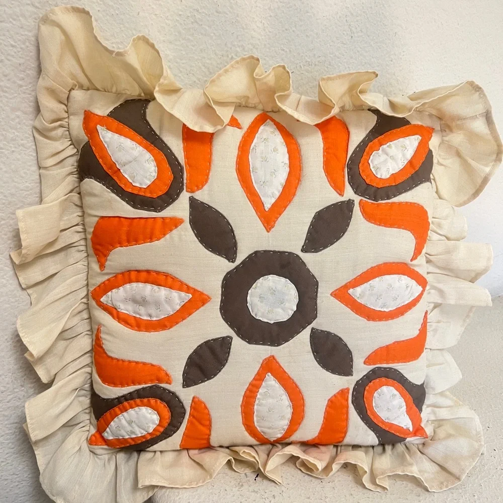 Vintage Handmade Quilted Patchwork Granny Cozy cottagecore throw‎ pillow